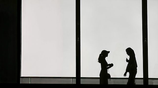 Silhouette dialogue