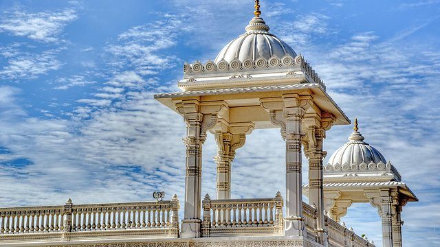 Hindu temple marble domes