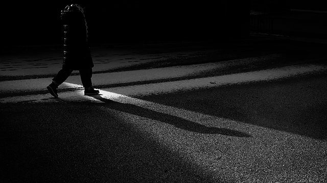 Tunnel shadow beam